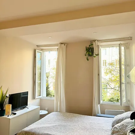 Malibu Central, Lumineux Et Confortable * Hyères