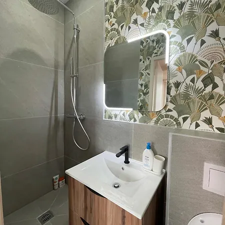 Malibu Central, Lumineux Et Confortable Lägenhet *